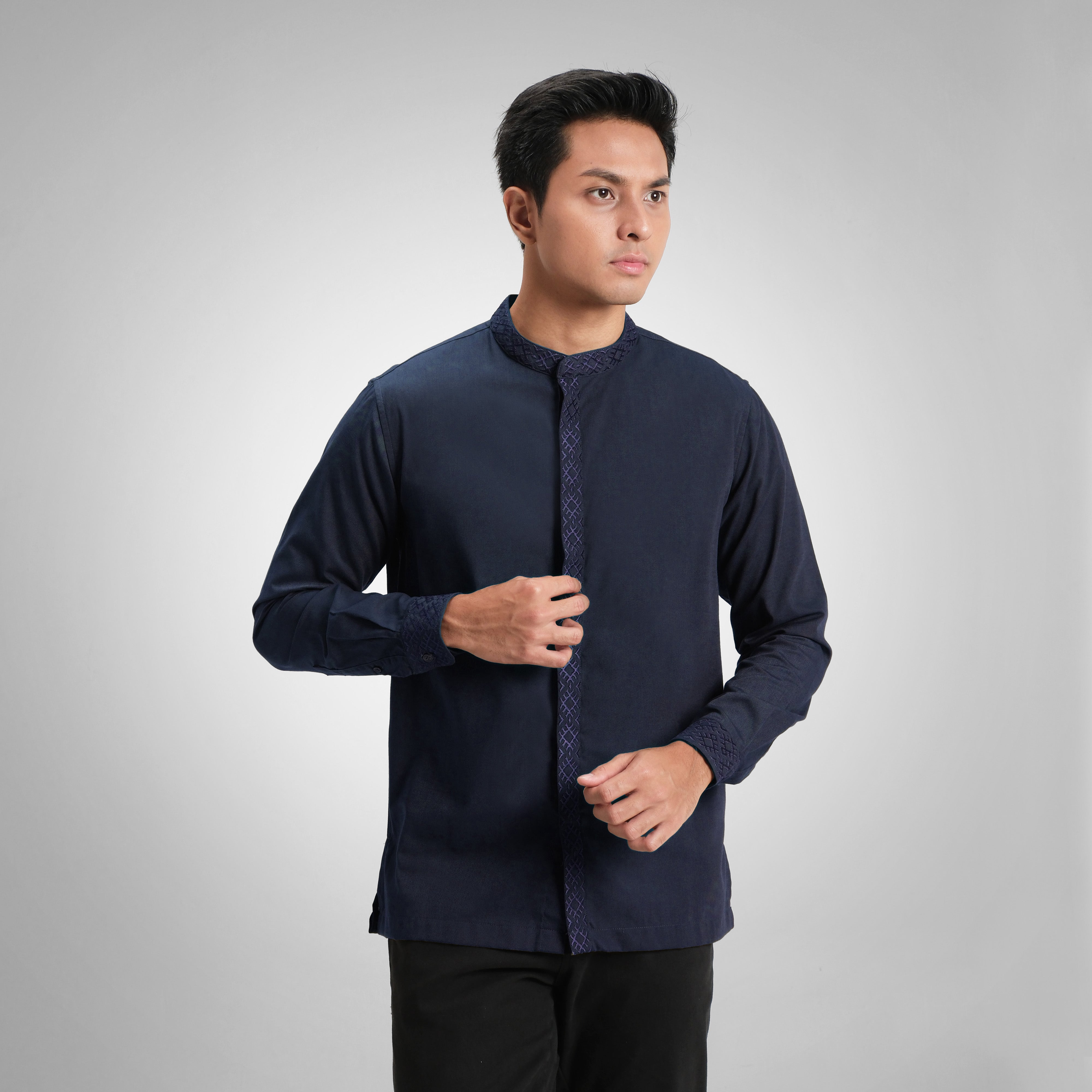 CUTOFF Kamran Oxford Bordir Collarless Shirt Kemeja Koko Pria Lengan Panjang